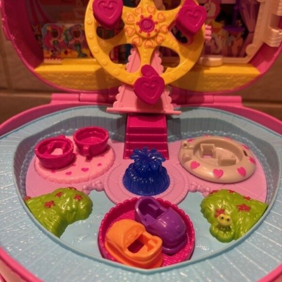 2019 Polly Pocket Tiny Is Mighty Theme Park Backpack - Picture 10 of 11